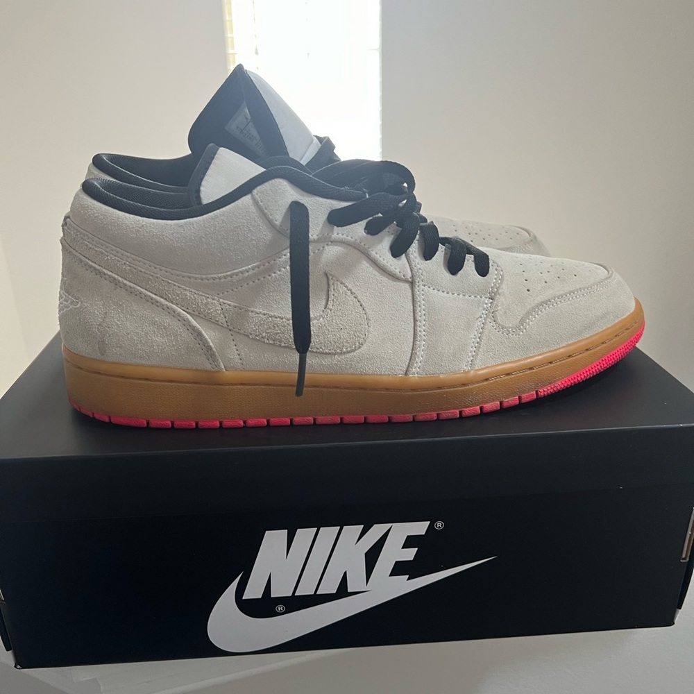 Jordan 1 low size 13